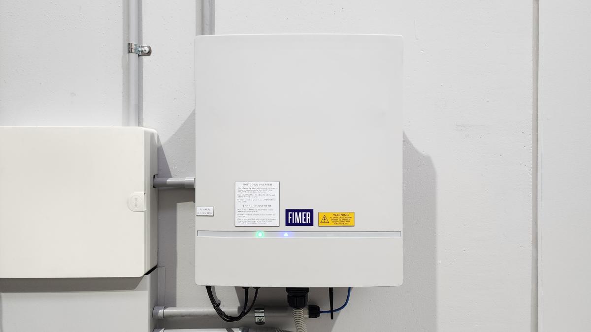 FIMER’s PVS-15 three-phase inverter was installed and commissioned at a leading renewable energy company in Queensland, Australia.  
